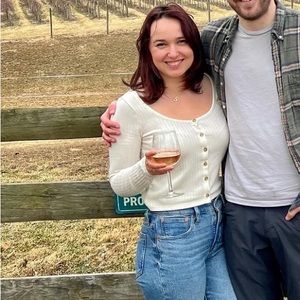 Madewell cream/off-white ribbed longsleeve crop top! Size medium